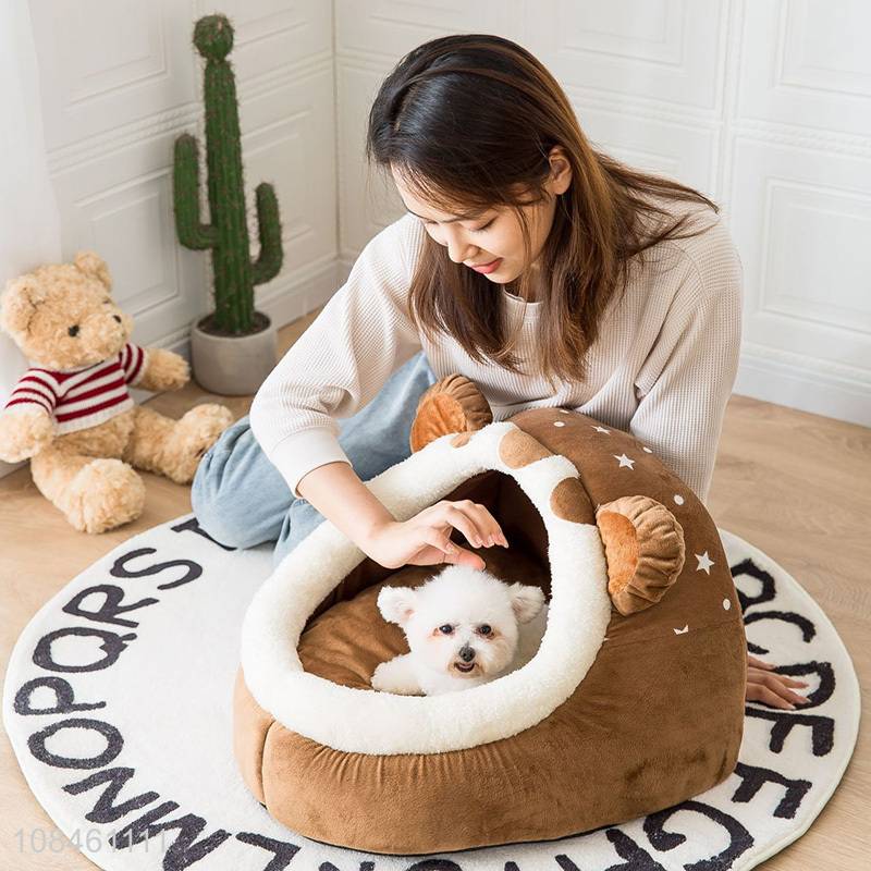 Wholesale cut semi-enclosed short plush pet dog bed for small dogs