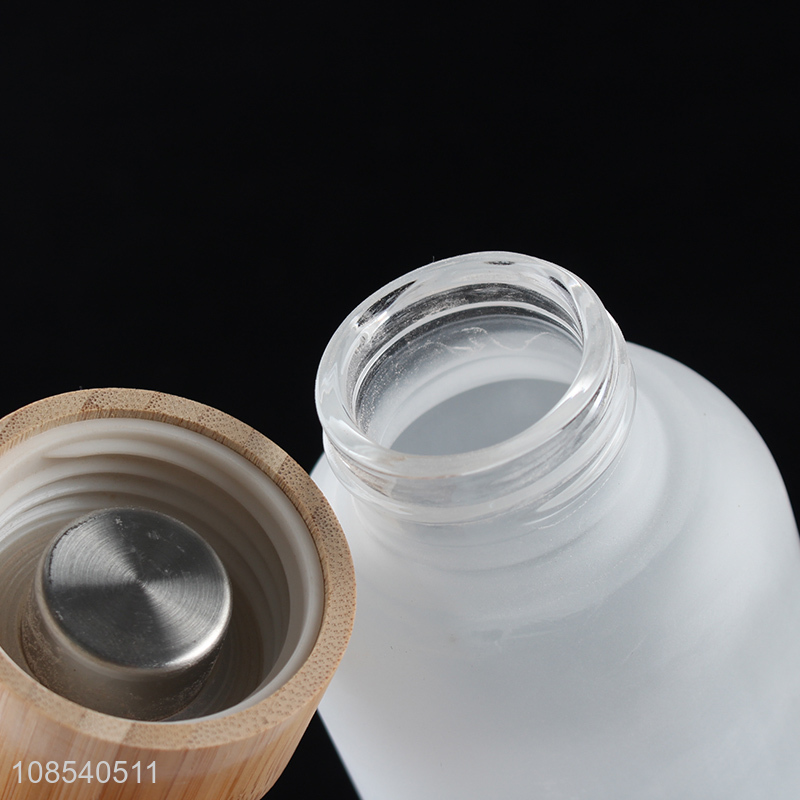 Factory wholesale glass water bottle milk bottle with lids