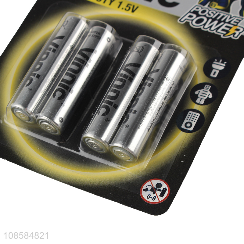 Bottom price 4 pieces 1.5V AAA carbon-zinc batteries