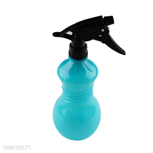 Online wholesale garden supplies plastic spray bottle with trigger