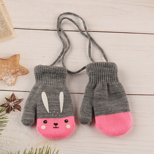 Good quality cute winter gloves hanging neck gloves for kids