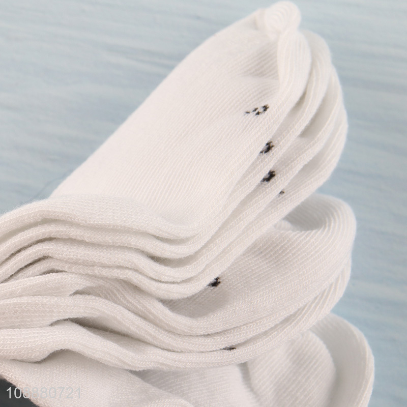 Top selling 4pairs white polyester breathable socks wholesale