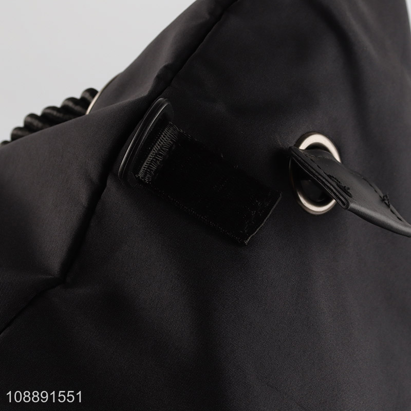 Online wholesale waterproof nylon shoulder crossbody bag commuter bag