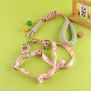 Yiwu market adjustable <em>dog</em> <em>harness</em> and leash set with foam handle