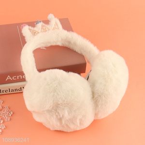 Good quality white plush women kepp warm earmuffs