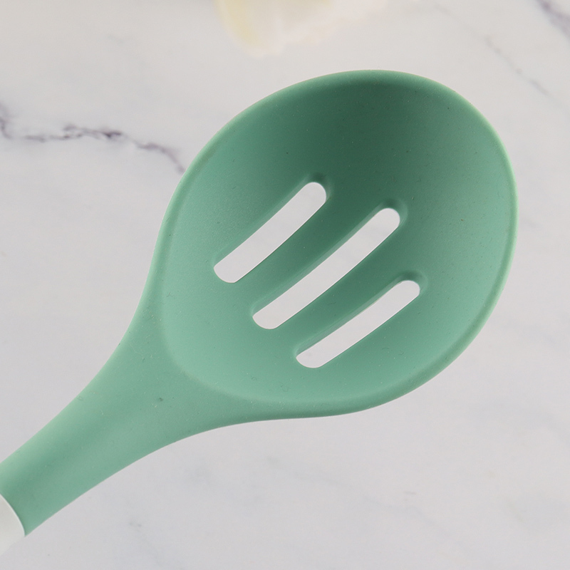 Factory price non-stick silicone kitchen utensils slotted ladle spoon