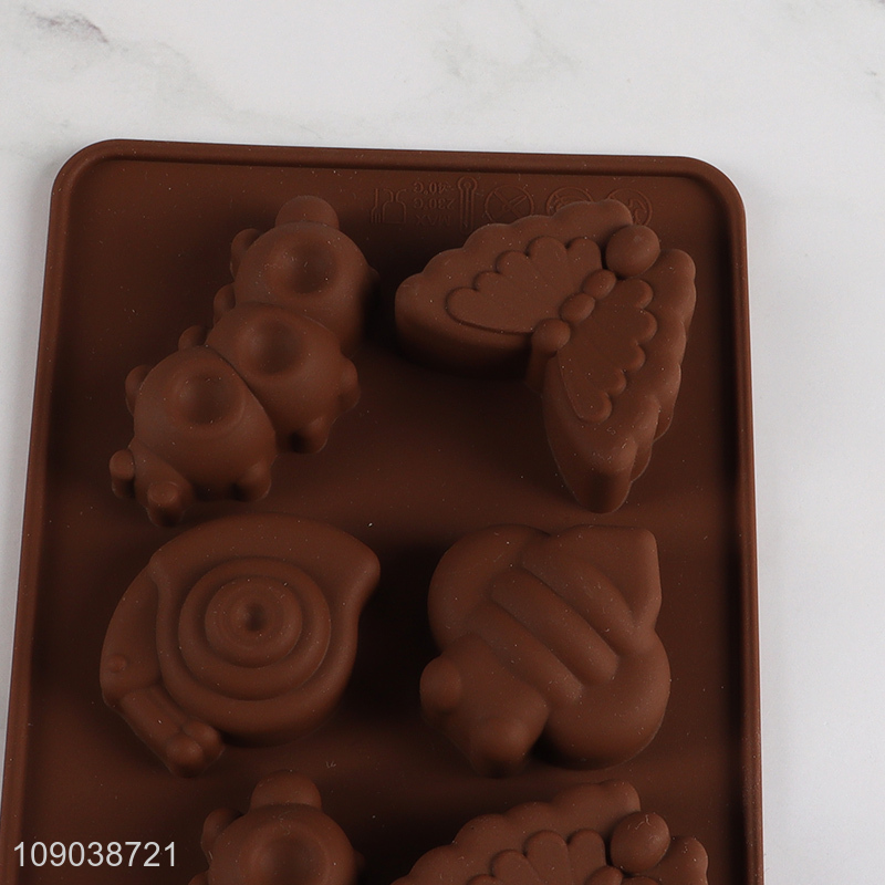 High Quality 8-Cavity Food Grade Reusable Silicone Chocolate Candy Molds