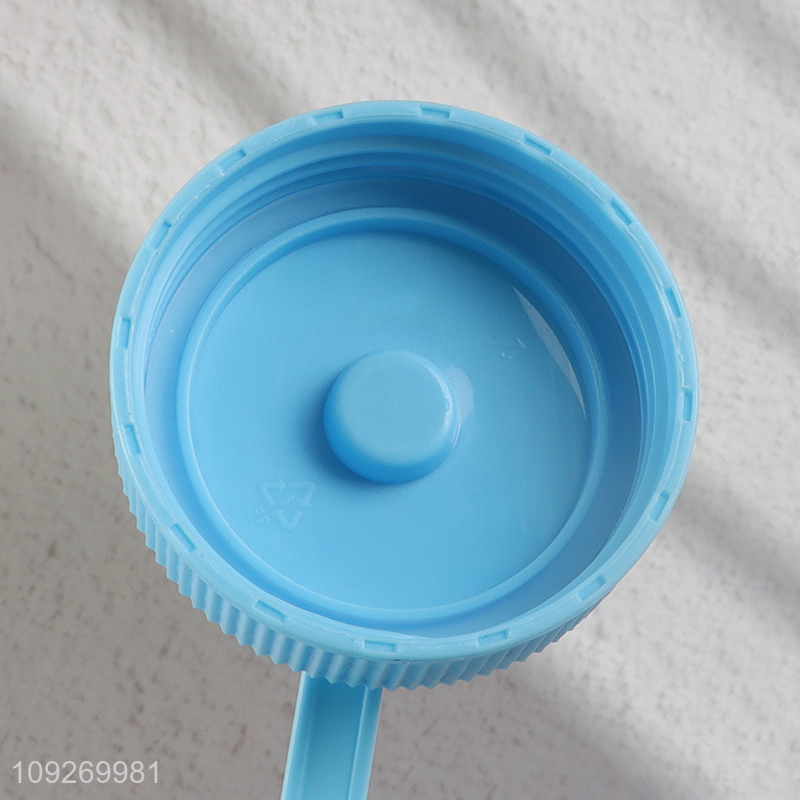 High Quality  Portable Plastic Water Bottle BPA Free Water Bottle with Handle