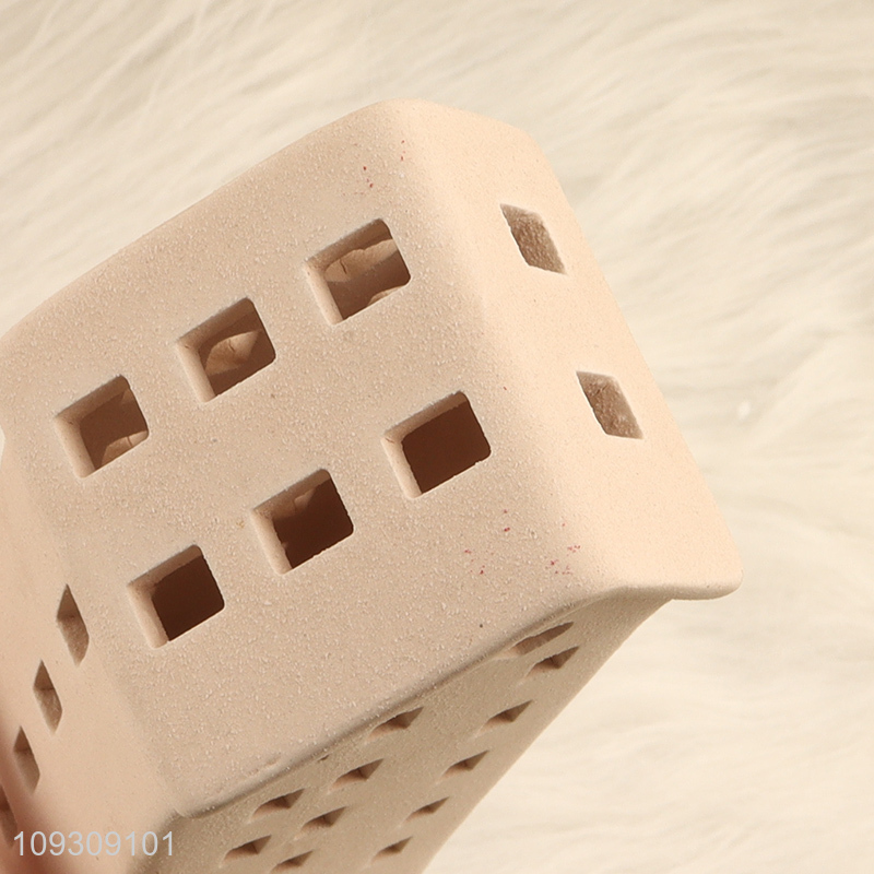 Good selling christmas decoration ceramic house ornament