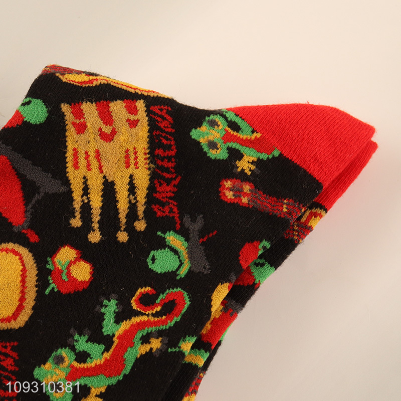 Yiwu market fashion cotton socks women crew socks