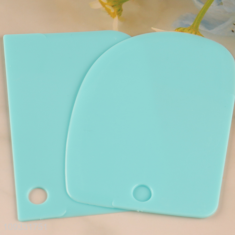 Most popular 3pcs plastic scraper cream scraper