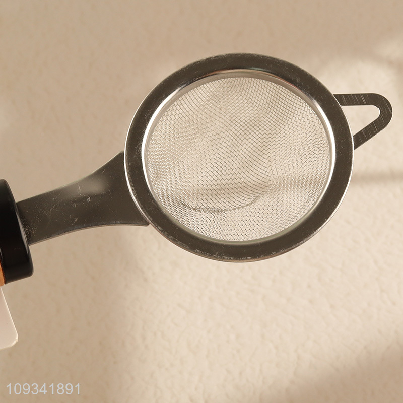 Good quality wooden handle kitchen filter colander