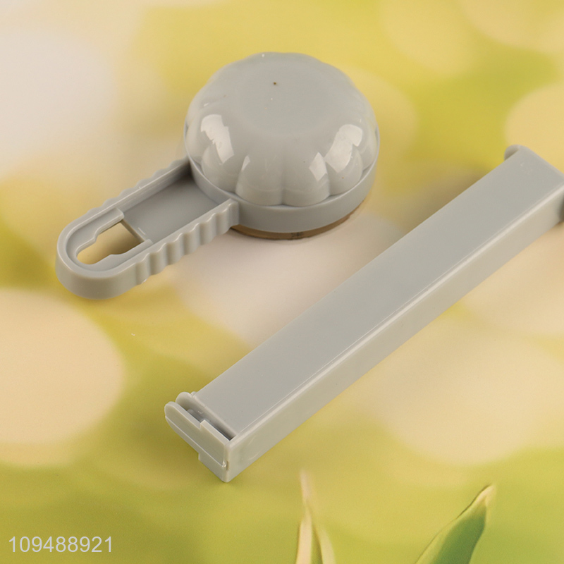Hot sale bathroom suction paper towel holder