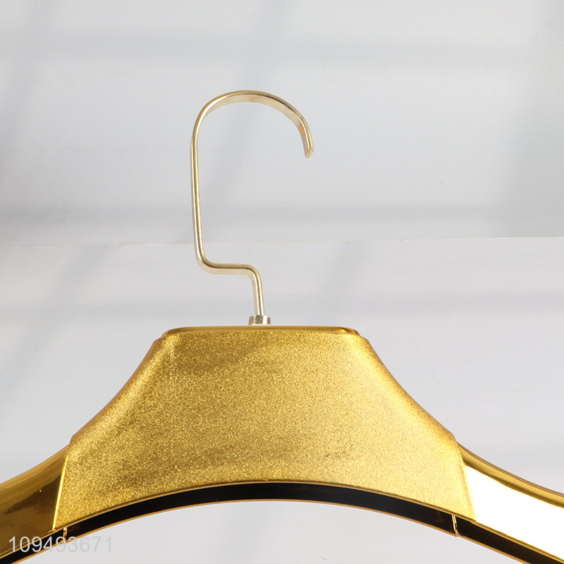 Low price daily use plastic coat hanger clothes hanger