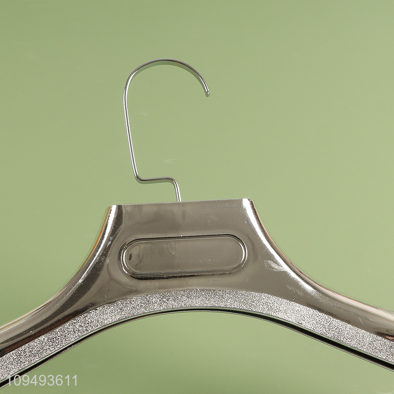 Hot selling anti-slip plastic coat hanger clothes hanger