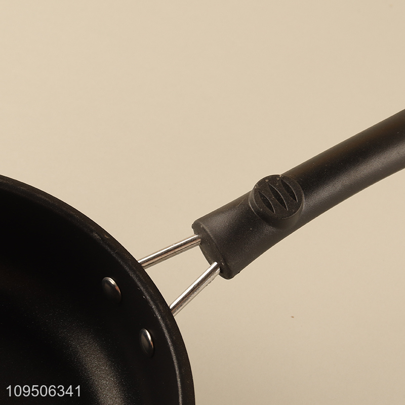 Low price round black iron frying pan