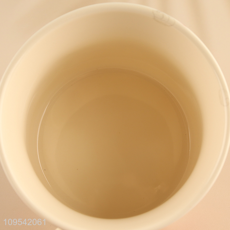 China products christmas series ceramic water cup with handle